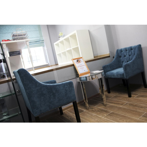 Маникюрное кресло для клиента "Azalea"